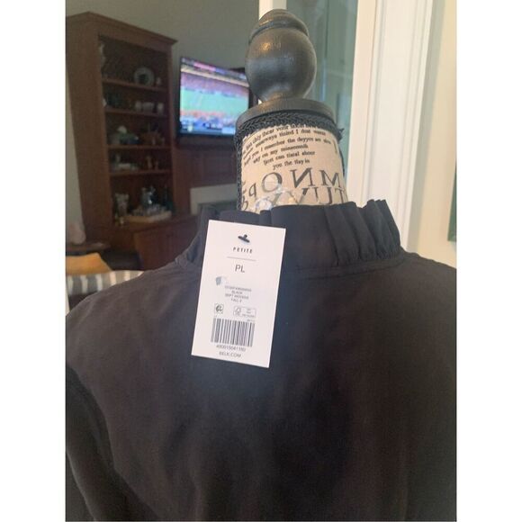 NWT Crown & Ivy Women's 3/4 Sleeve Ruffle Neck Top - Picture 6 of 10